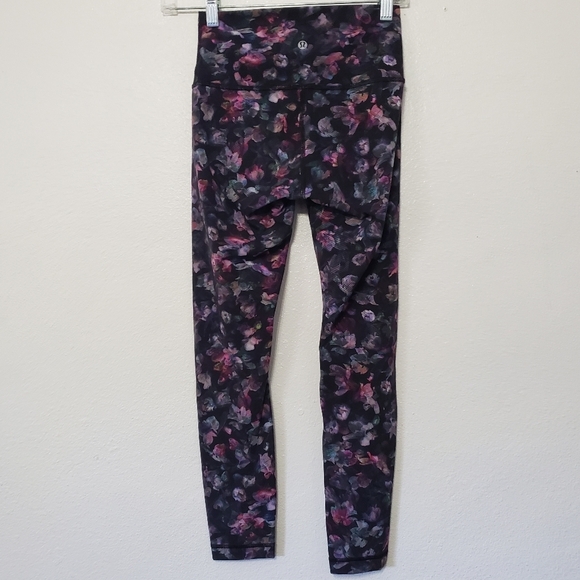 Lululemon Wunder Under Leggings - Picture 6 of 8